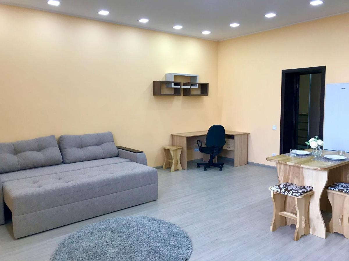 Абсолютно Новая Квартира-Студия В Жк Барский Zarvantsy Exteriér fotografie