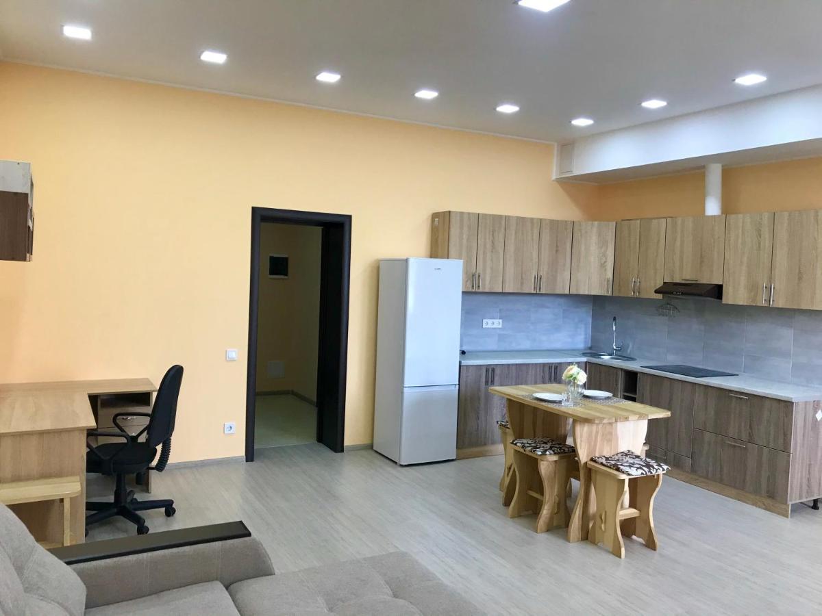 Абсолютно Новая Квартира-Студия В Жк Барский Zarvantsy Exteriér fotografie